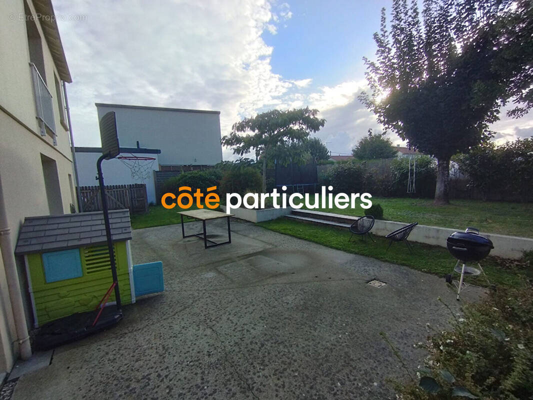 Maison à LES HERBIERS