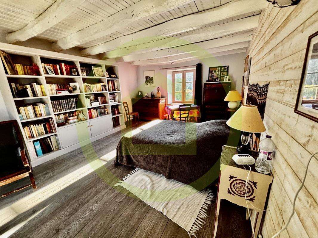 Maison à MAISONNISSES