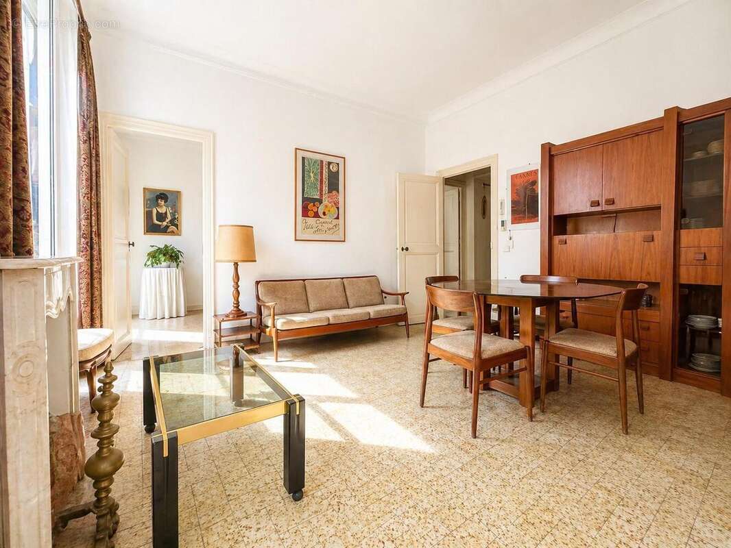   - Appartement à NICE