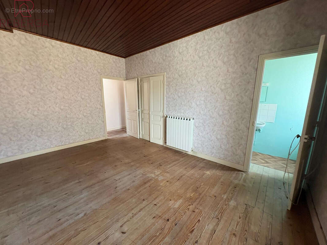 Maison à SAINT-AMANS-VALTORET