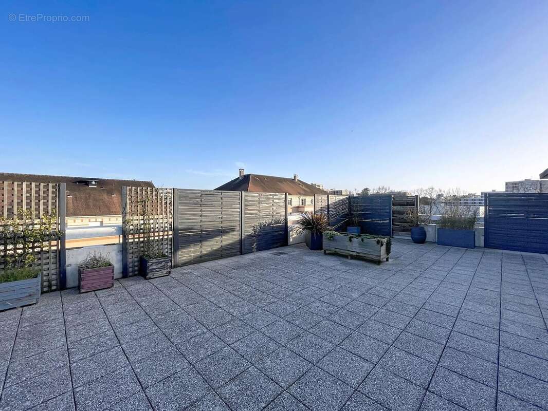 Appartement à ELANCOURT