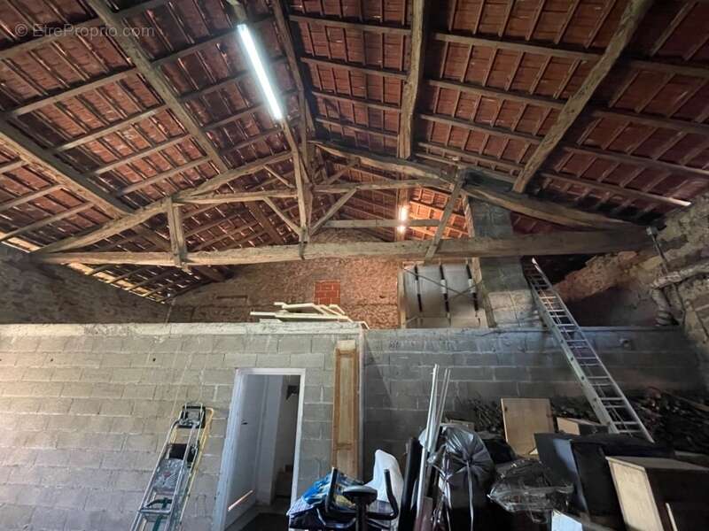 Maison à SAINT-JUNIEN