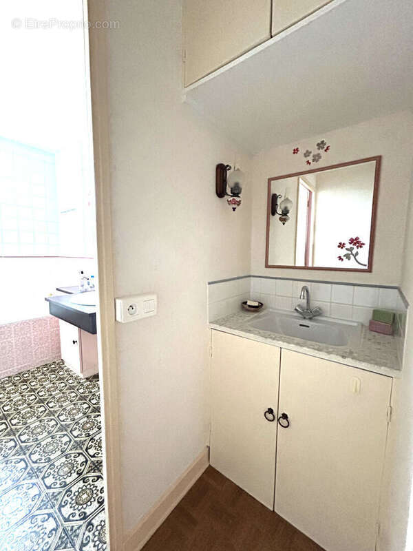 Appartement à PIERRE-BENITE