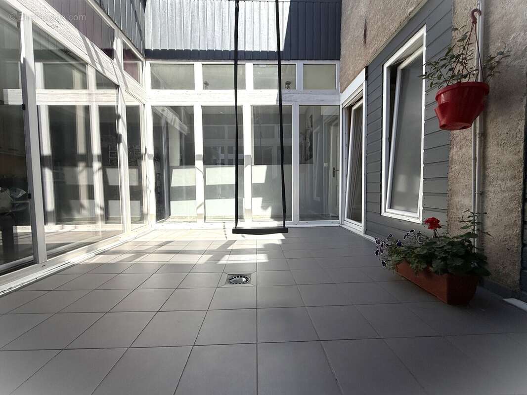 Appartement 93 m² à Toul  - photo 5