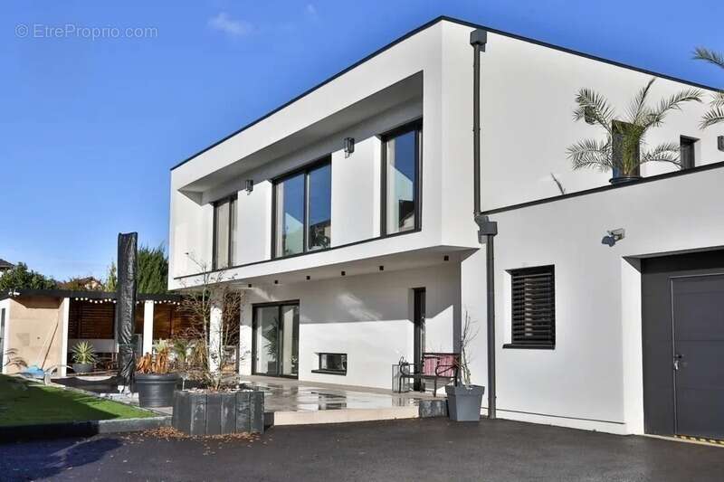 Maison à HAGENTHAL-LE-BAS