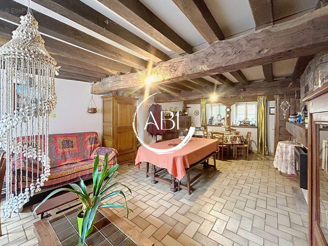 Maison à BEAUVAIN