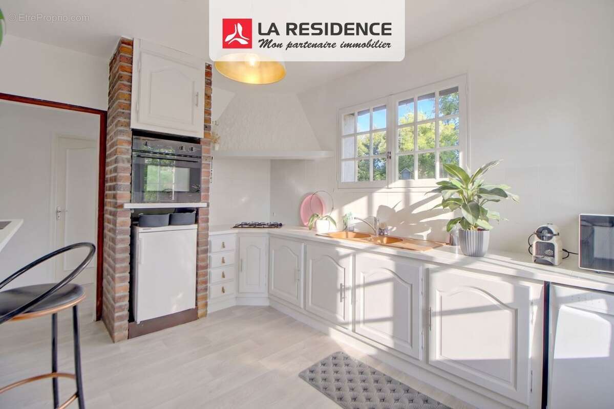 Maison à VERNEUIL-SUR-SEINE