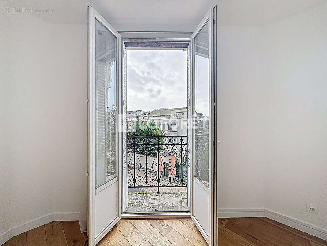 Appartement à SURESNES