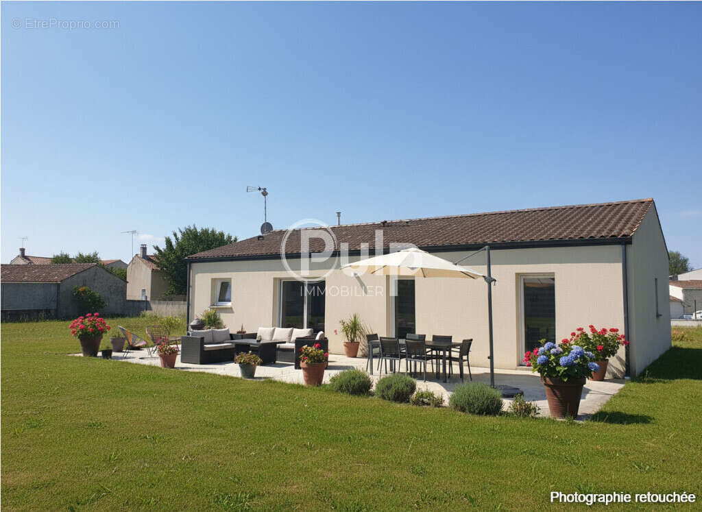 Maison à BERNAY-SAINT-MARTIN