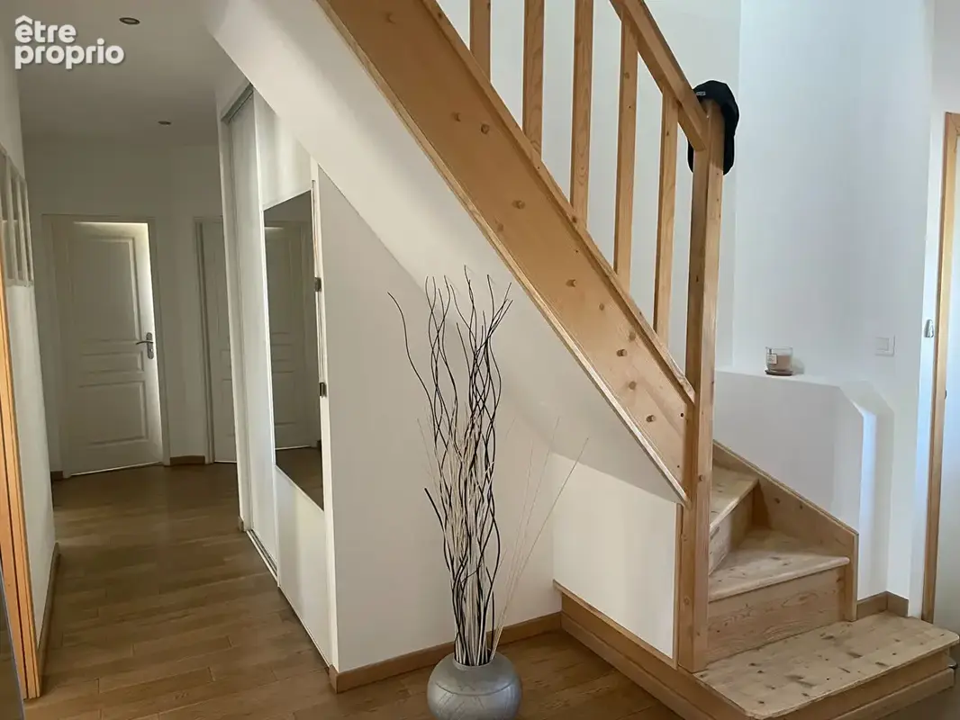 Maison individuelle 155 m² - 4 chambres - Jardin - Garage - photo 3
