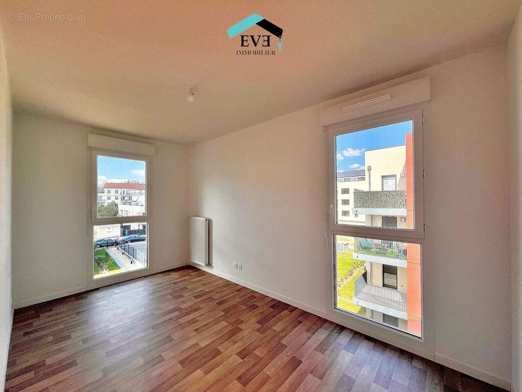 Appartement à PONT-DE-CHERUY