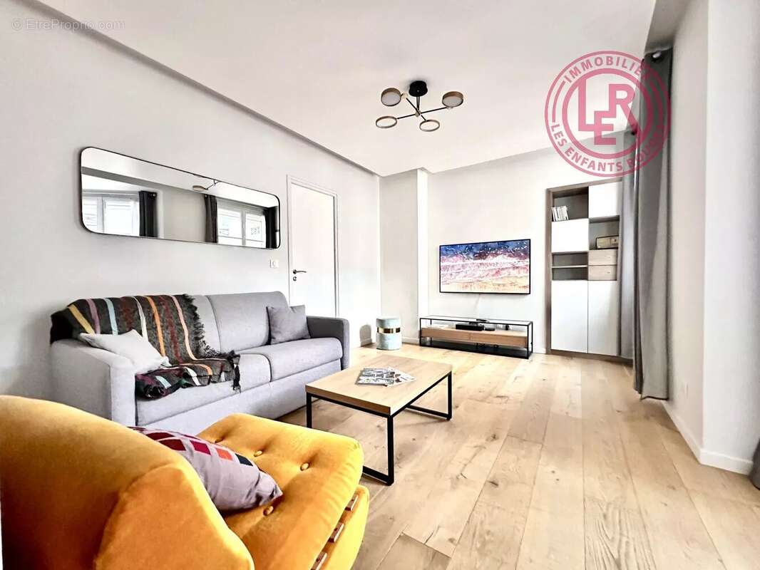 Appartement à PARIS-4E