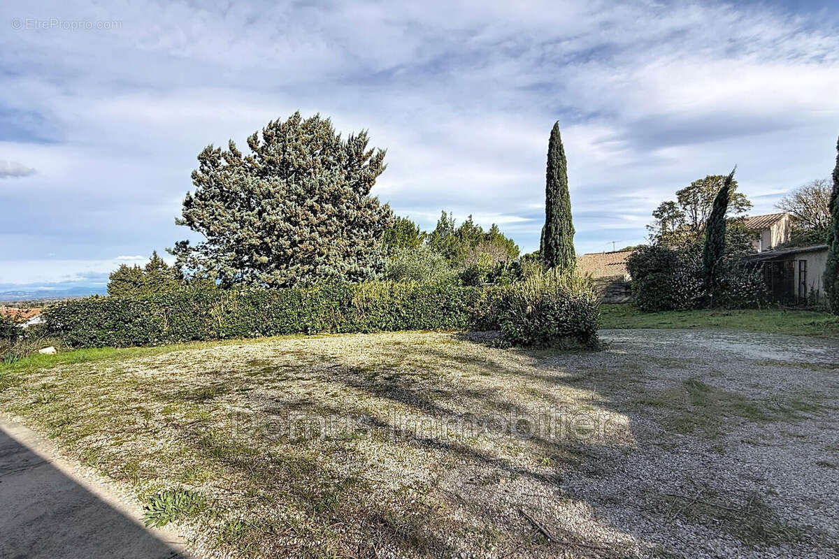 Maison à JONQUERETTES