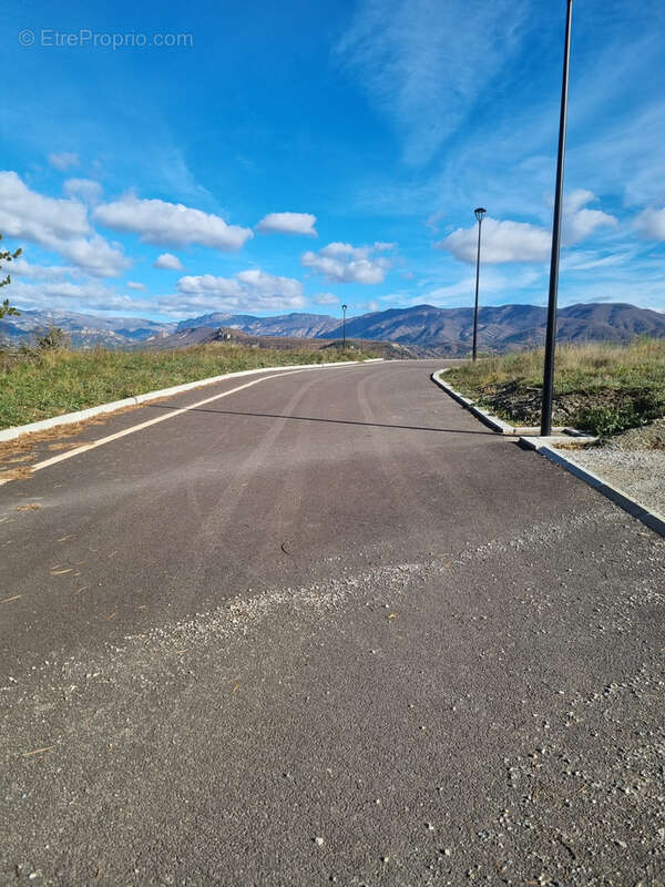 Terrain à AUBIGNOSC