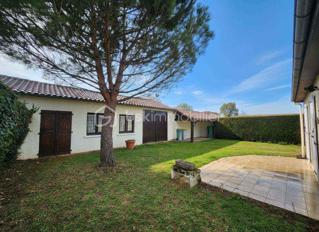 Maison à VOUNEUIL-SOUS-BIARD