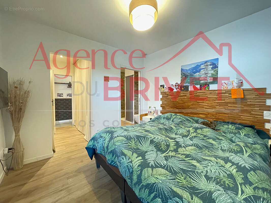 Maison à LA CHAPELLE-DES-MARAIS