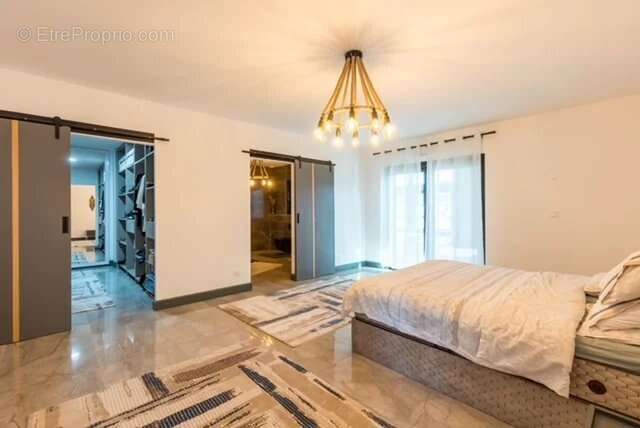 Maison à SABLE-SUR-SARTHE