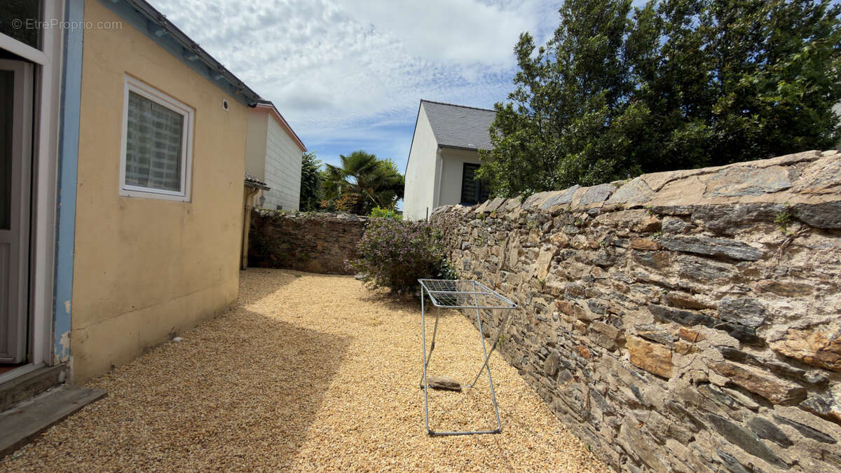Maison située a deux pas du marché de St -Nazaire - photo 8