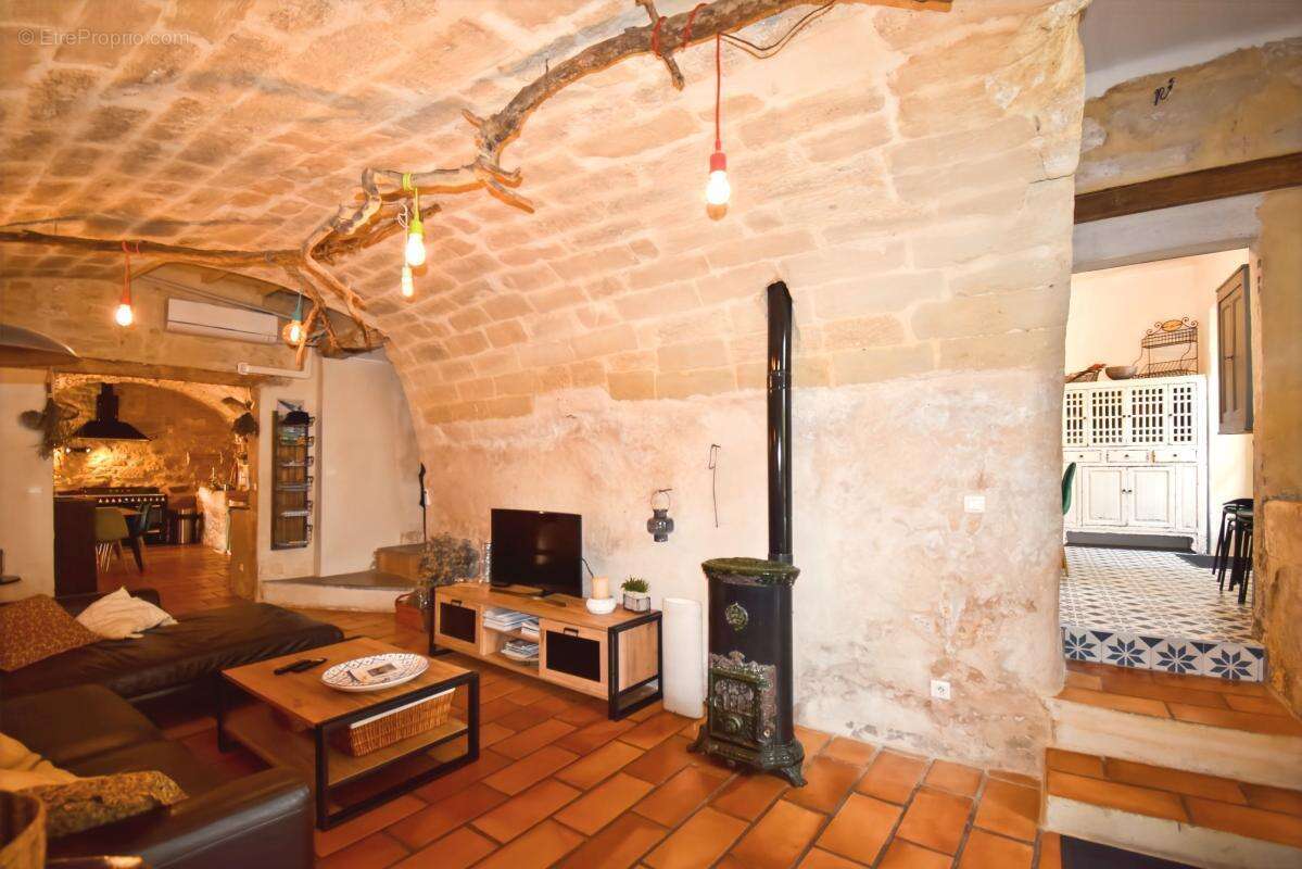 Maison à UZES