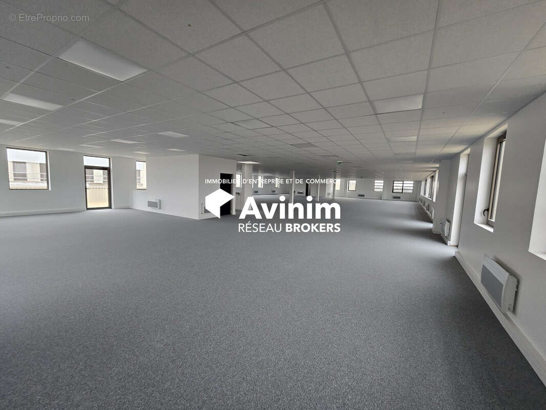 Commerce à TREMBLAY-EN-FRANCE