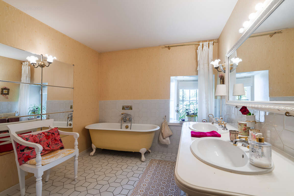 Maison à MARIGNY-SAINT-MARCEL
