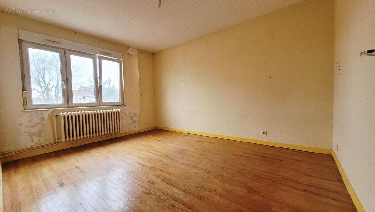 Maison à MONTIGNY-LES-METZ