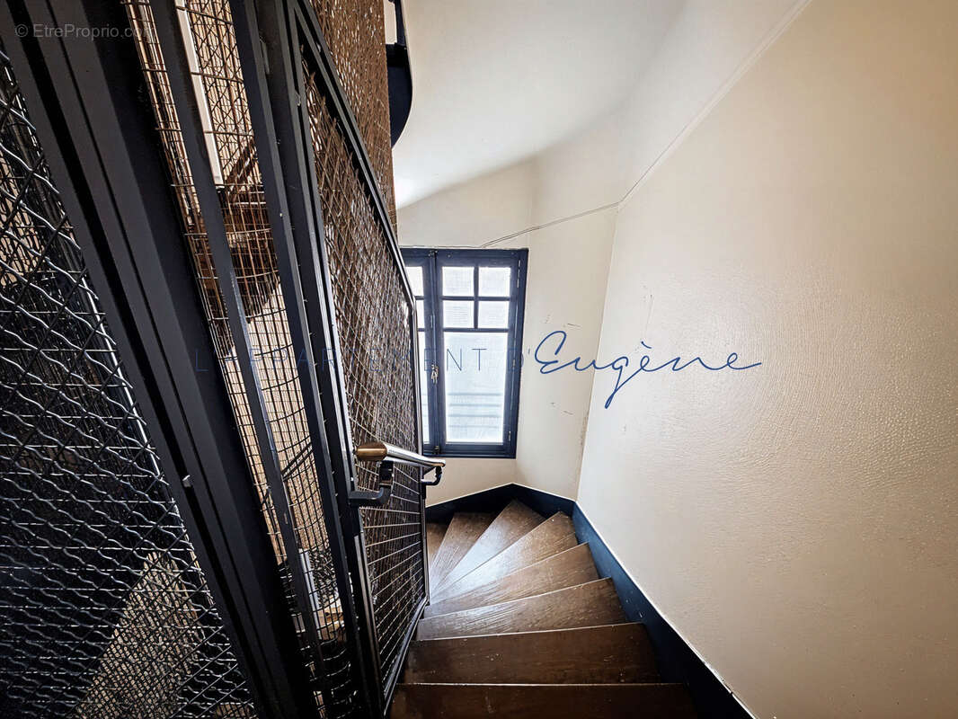 Appartement à PARIS-18E