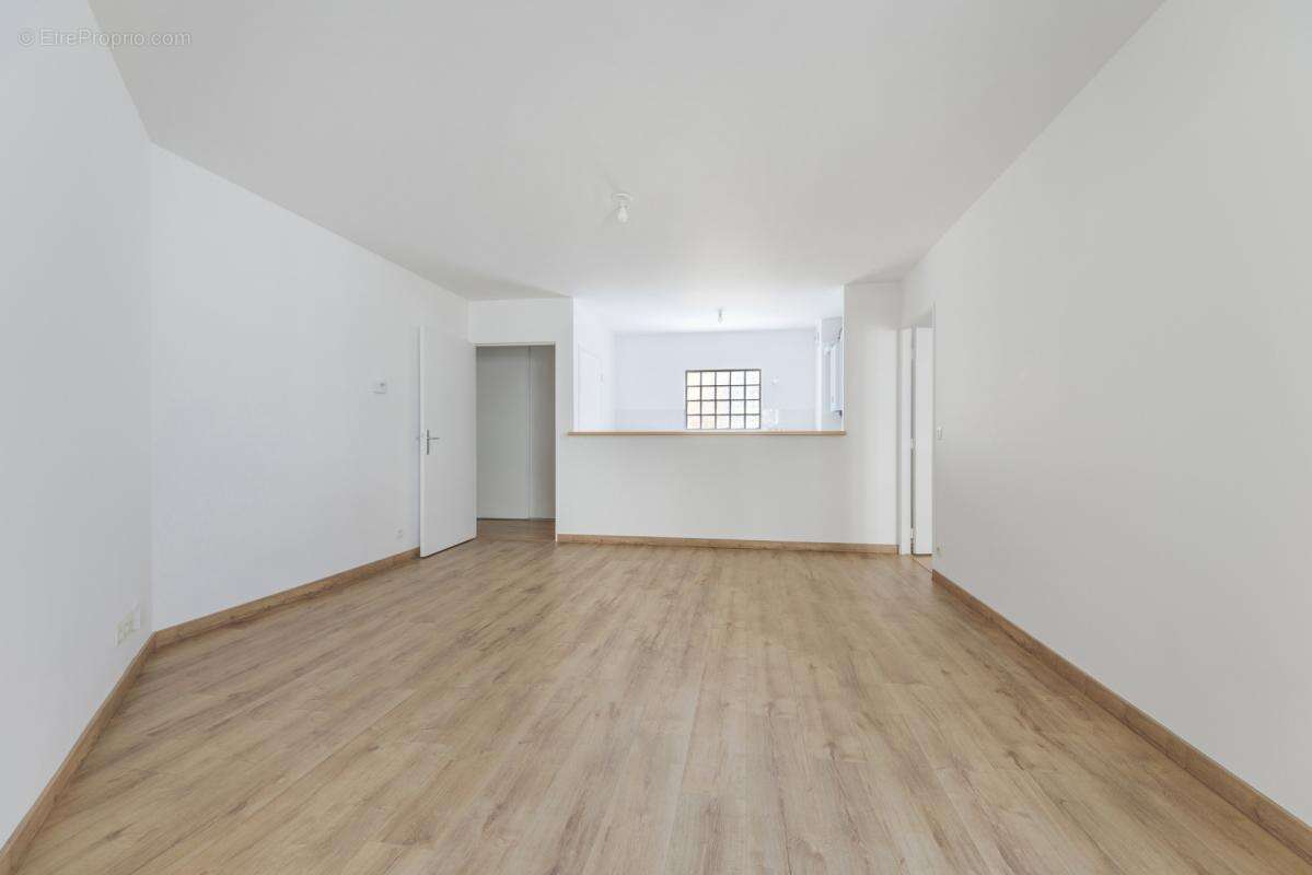 Appartement à LEVALLOIS-PERRET