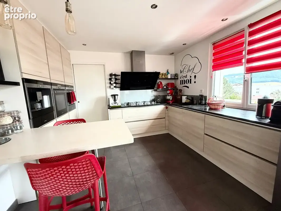 Appartement 5 pièces 131 m² à vendre à Morteau (25500) - photo 4
