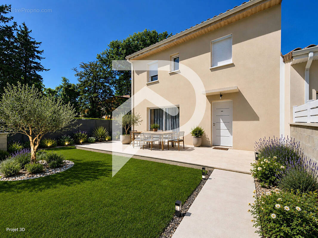 Maison à MONTELIMAR