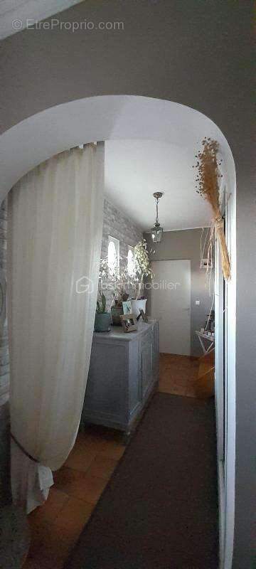 Maison à BEAURAINVILLE