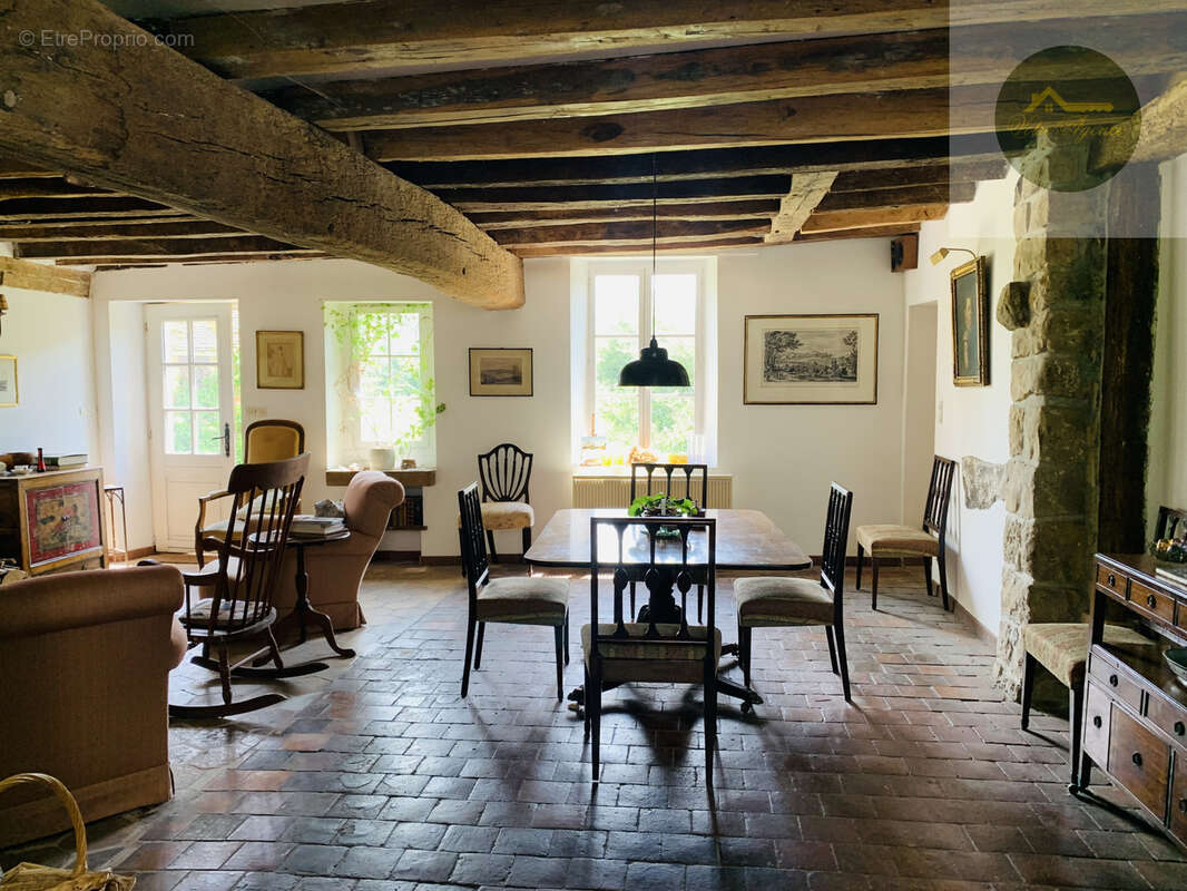 Maison à DOLLOT