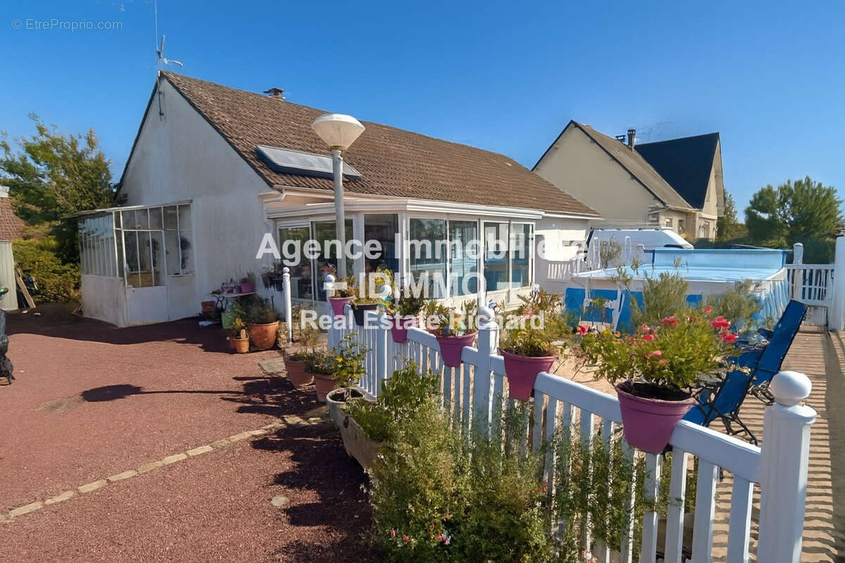 Maison à BEAUMONT-DU-GATINAIS