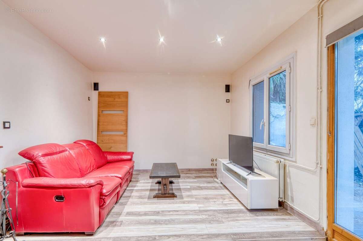 Maison à SAINT-FONS