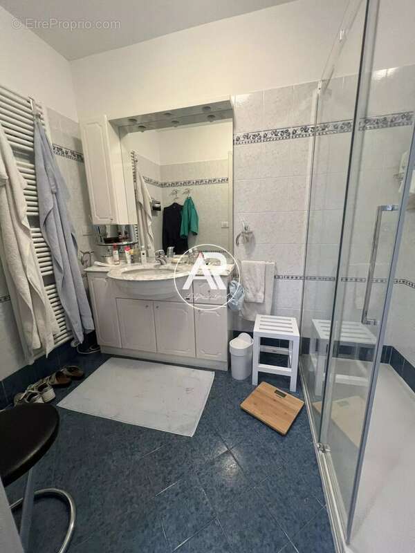 Appartement à ROQUEBRUNE-CAP-MARTIN
