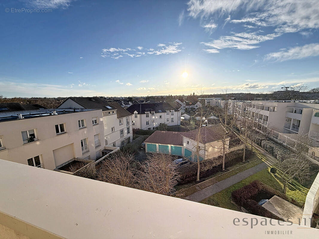 Appartement à MONTIGNY-LE-BRETONNEUX
