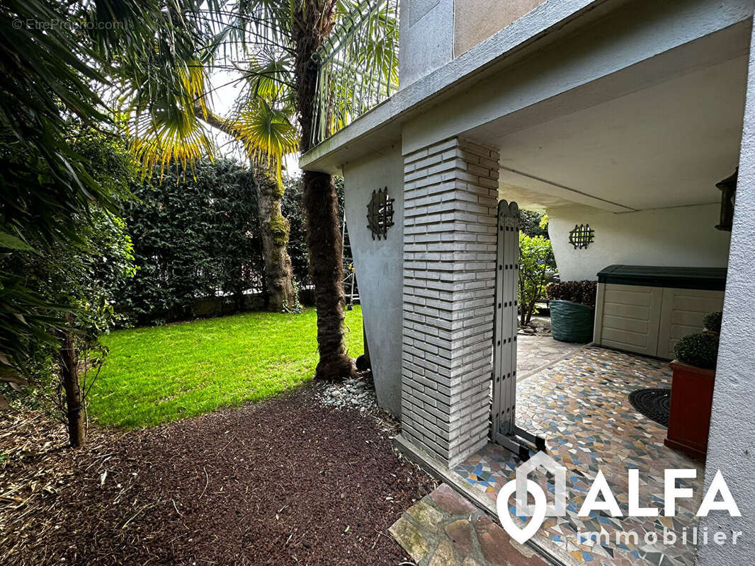 Maison à SAINT-GRATIEN