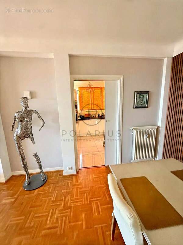 Appartement rénové de 2 chambres avec vue sur la mer - photo 14