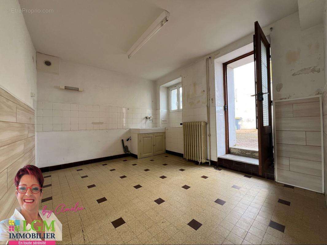 Maison à ESSOMES-SUR-MARNE