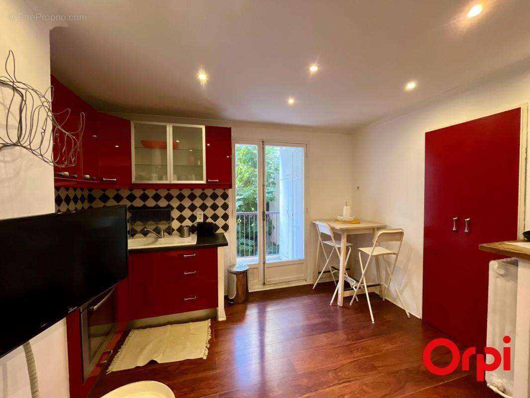 Commerce à MARSEILLE-7E