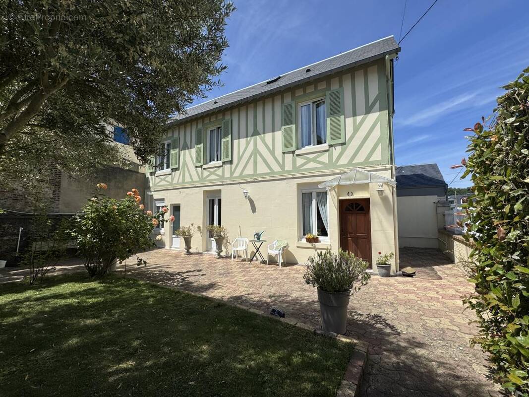 Maison à TROUVILLE-SUR-MER