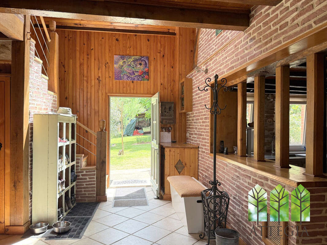 Maison 165 m² à Vijon  - photo 8