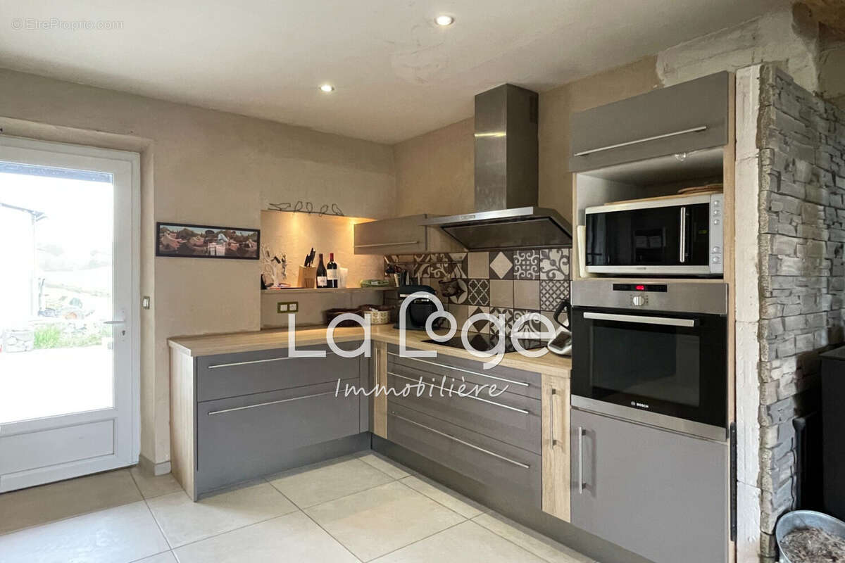 Maison à BELLAFFAIRE