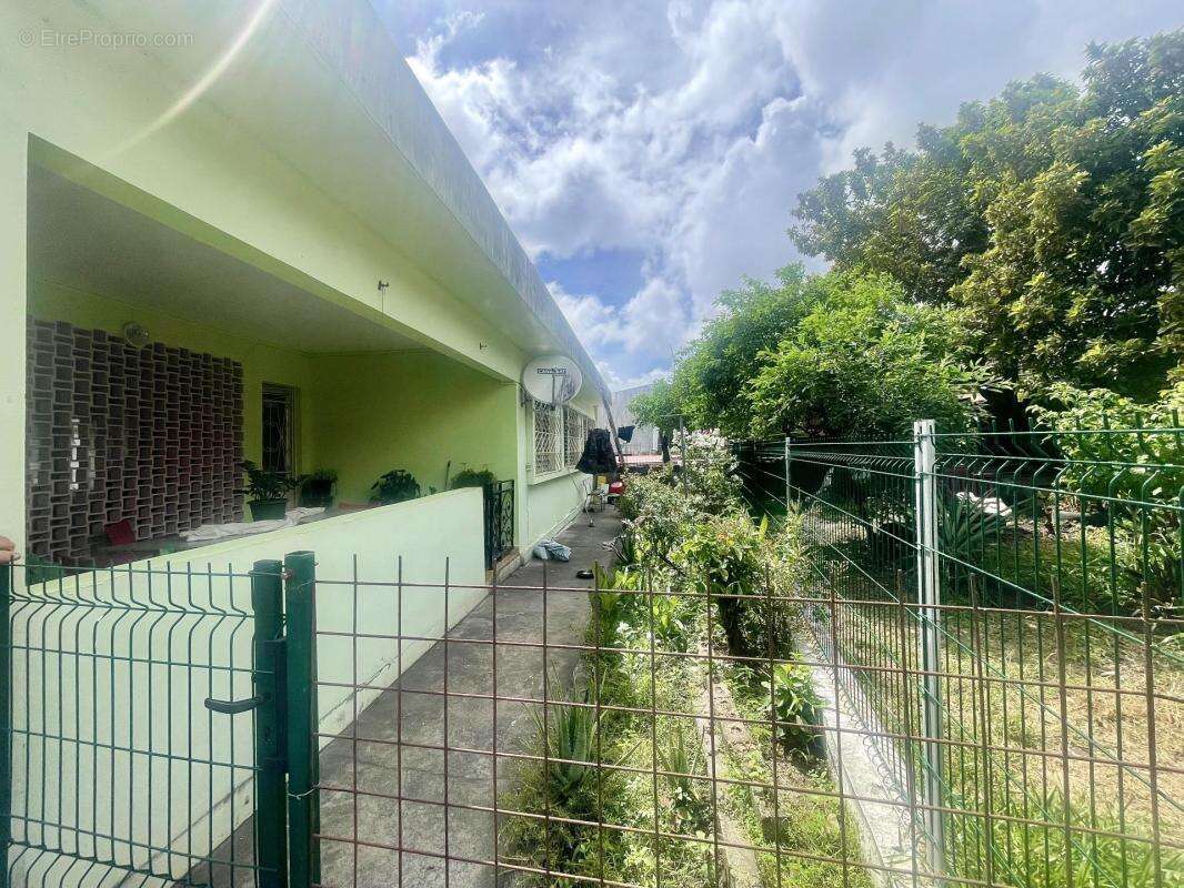 Immeuble de rapport saint-pierre - photo 4