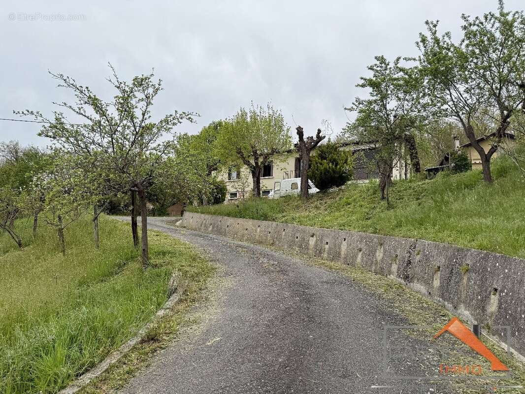 Maison à BEAUCHALOT