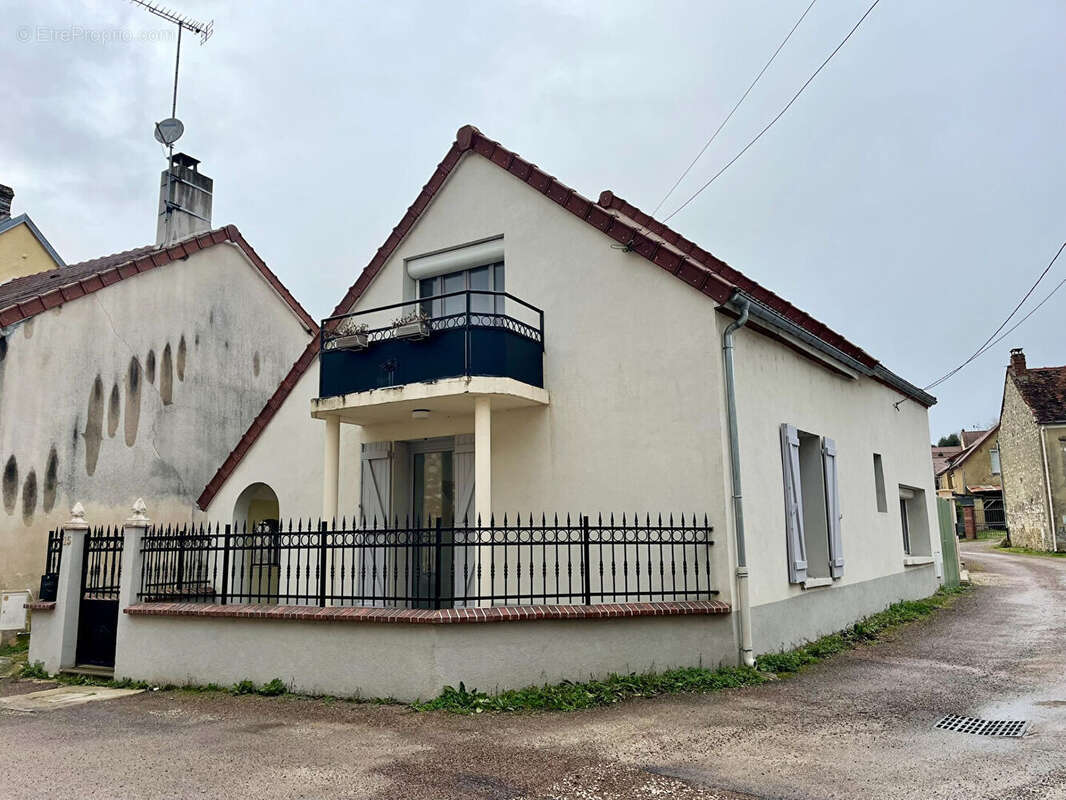 Maison à SAINT-FLORENTIN