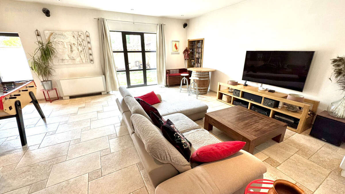 Maison à ALTHEN-DES-PALUDS