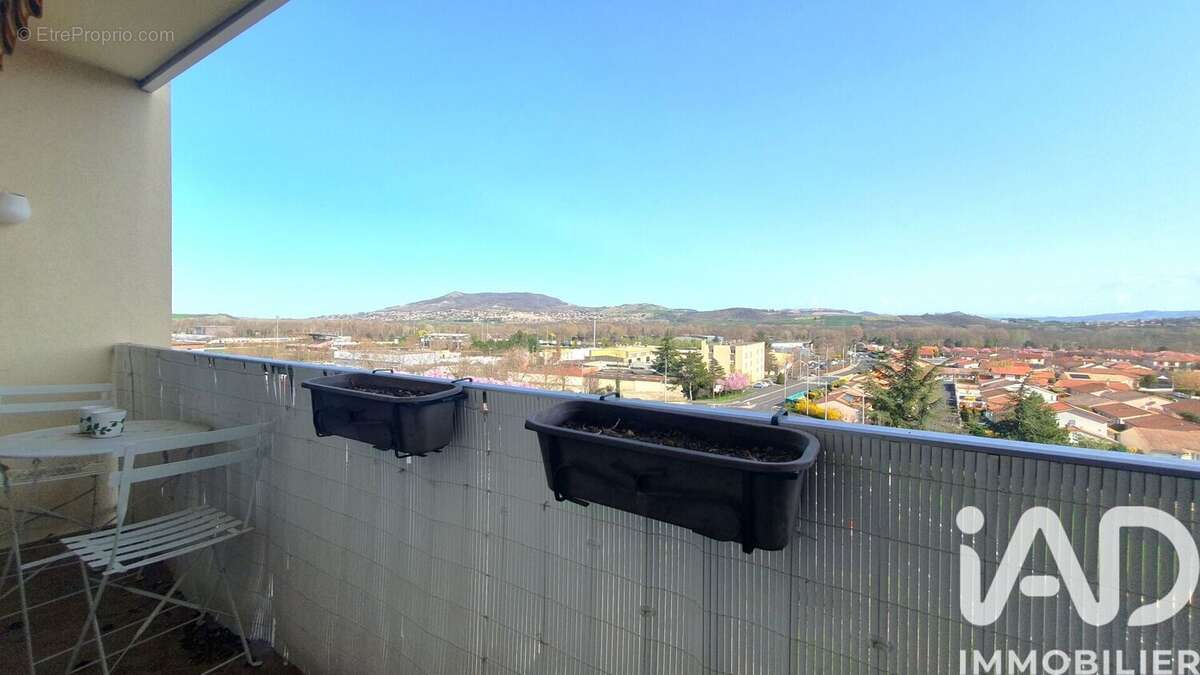 Photo 2 - Appartement à COURNON-D'AUVERGNE