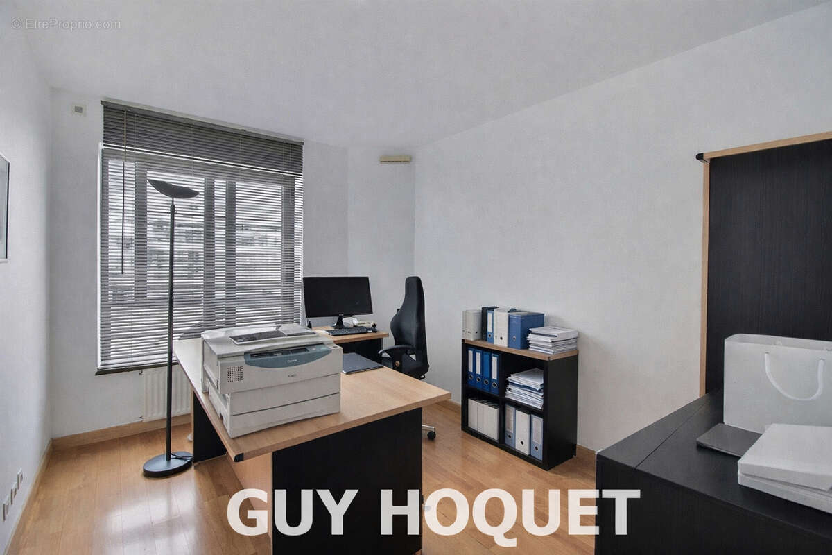 Appartement à SURESNES