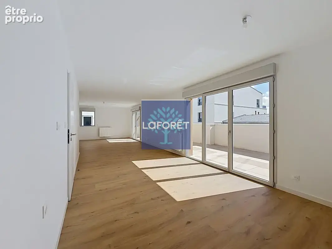 Appartement La Rochelle 5 pièce(s) 121.62 m2 - photo 2